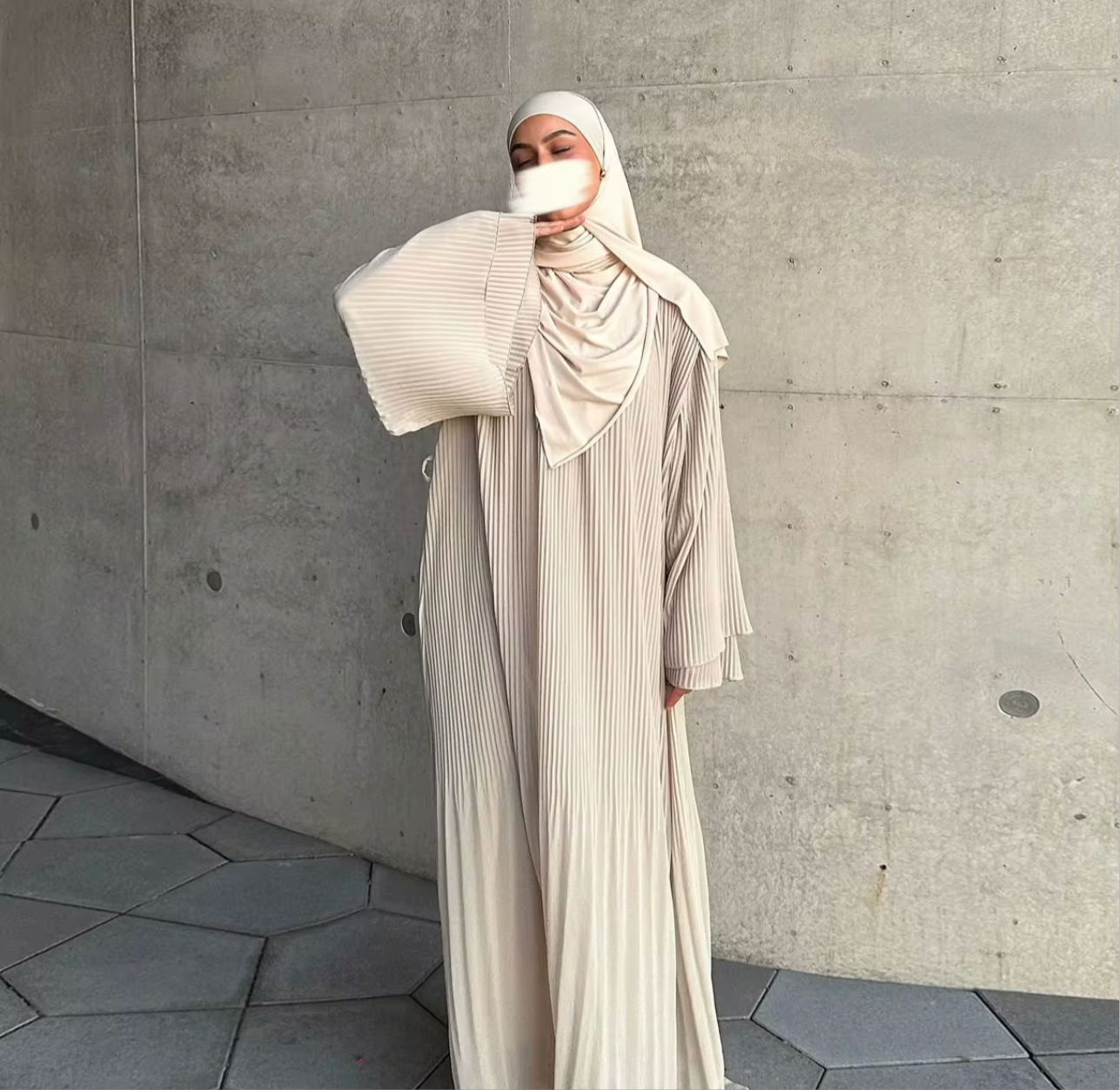 Azaan pleated abaya - O'layah
