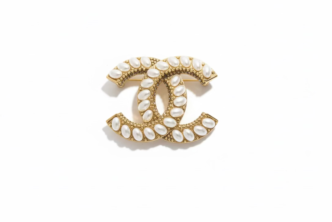 Hijab Pin - gold & pearl C’s - O'layah