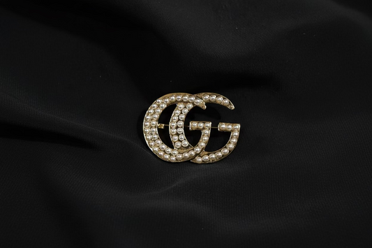 Hijab Pin - gold double G’s - O'layah